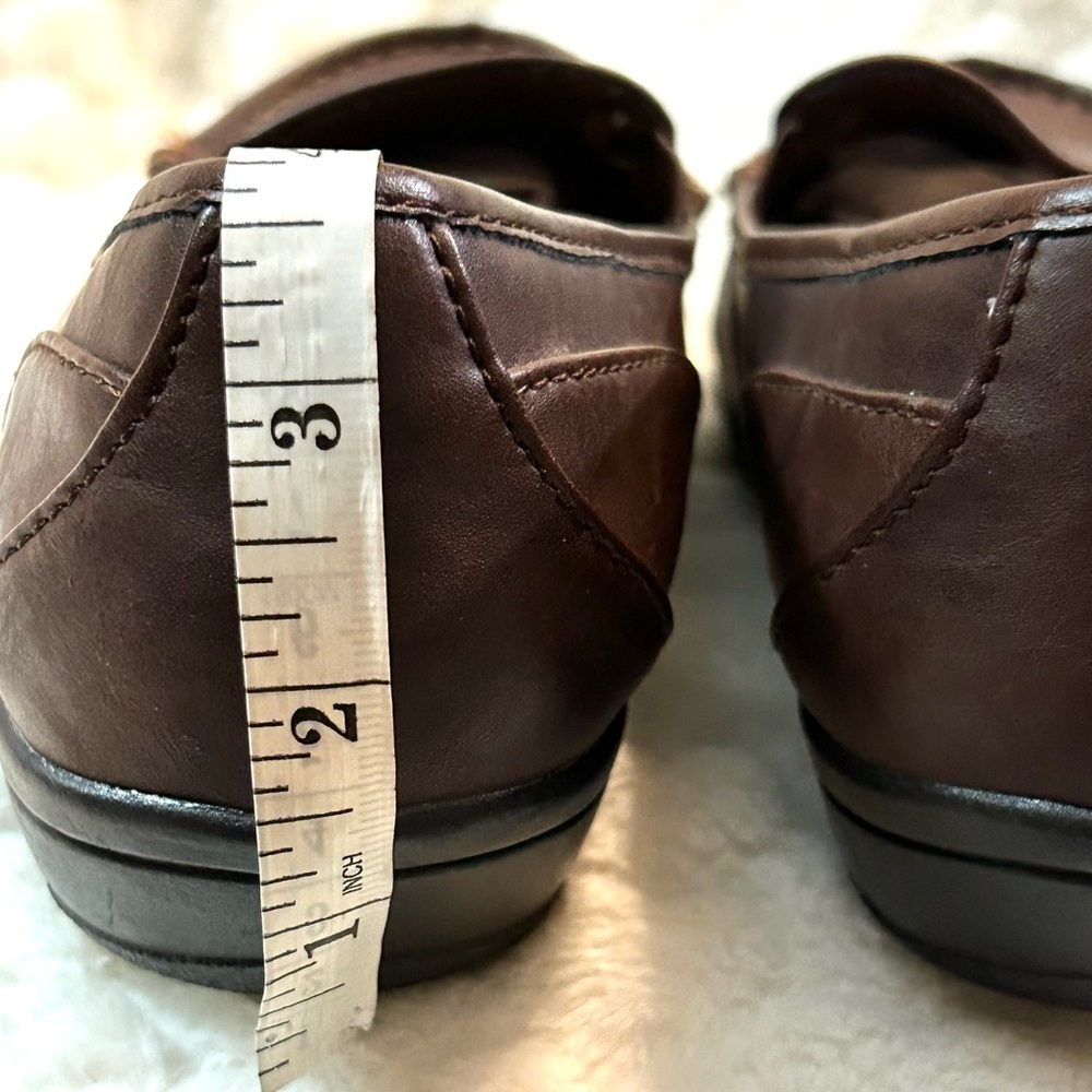 Women’s size 7.5 WIDE Comfort Plus by Predictions Dark Brown loafers - Picture 11 of 13
